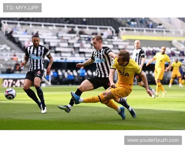 完美体育app提供的多样化体育赛事直播和实时比分更新让你不错过每一个精彩瞬间 完美体育app提供的多样化体育赛事直播和实时比分更新让你不错过每一个精彩瞬间